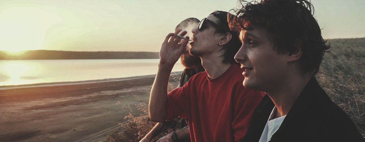 Kun je high worden van passief wiet roken?
