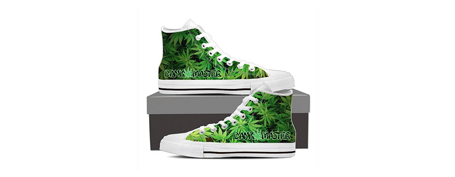 Sneakers Met Ontwerp Van Cannabis Sneakers Met Ontwerp Van Cannabis
