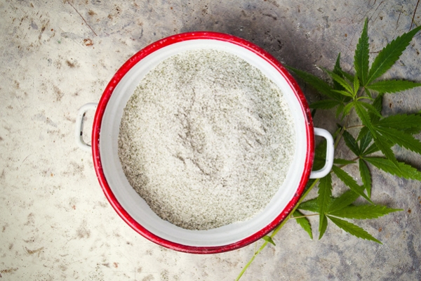 Cannabis Meel: Recept En Gebruik